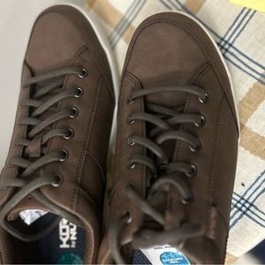Men’s Casual Shoes